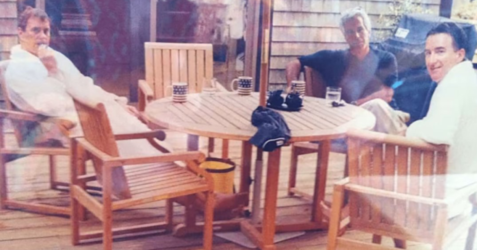 Έπστιν, Μάντελσον και Άντριου: Για πρώτη φορά μαζί - Η φωτογραφία που δόθηκε στη δημοσιότητα